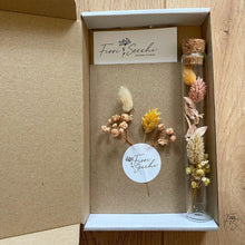 Afbeelding in Gallery-weergave laden, Droogbloemen kaart
